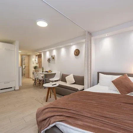 Apartments Luky Zadar Exterior photo