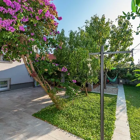Apartments Luky Zadar Exterior photo